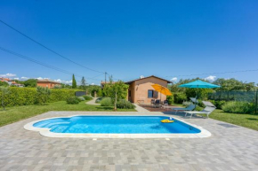 Casa Luka Vareski